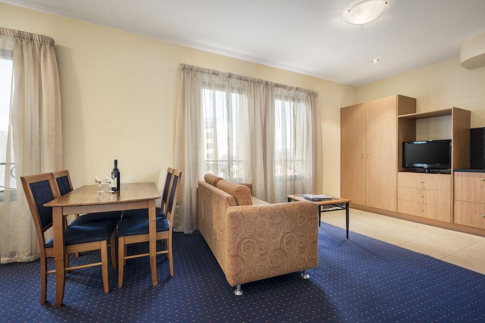 Quest Savoy Aparthotel Хоубарт Екстериор снимка